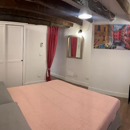 Apartment Casa Cimella, Un Nido Nel Cuore Del Porto Antico Cod Citra 010025-lt-2629